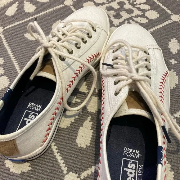 Keds baseball shoes || Size 6 - Picture 6 of 6